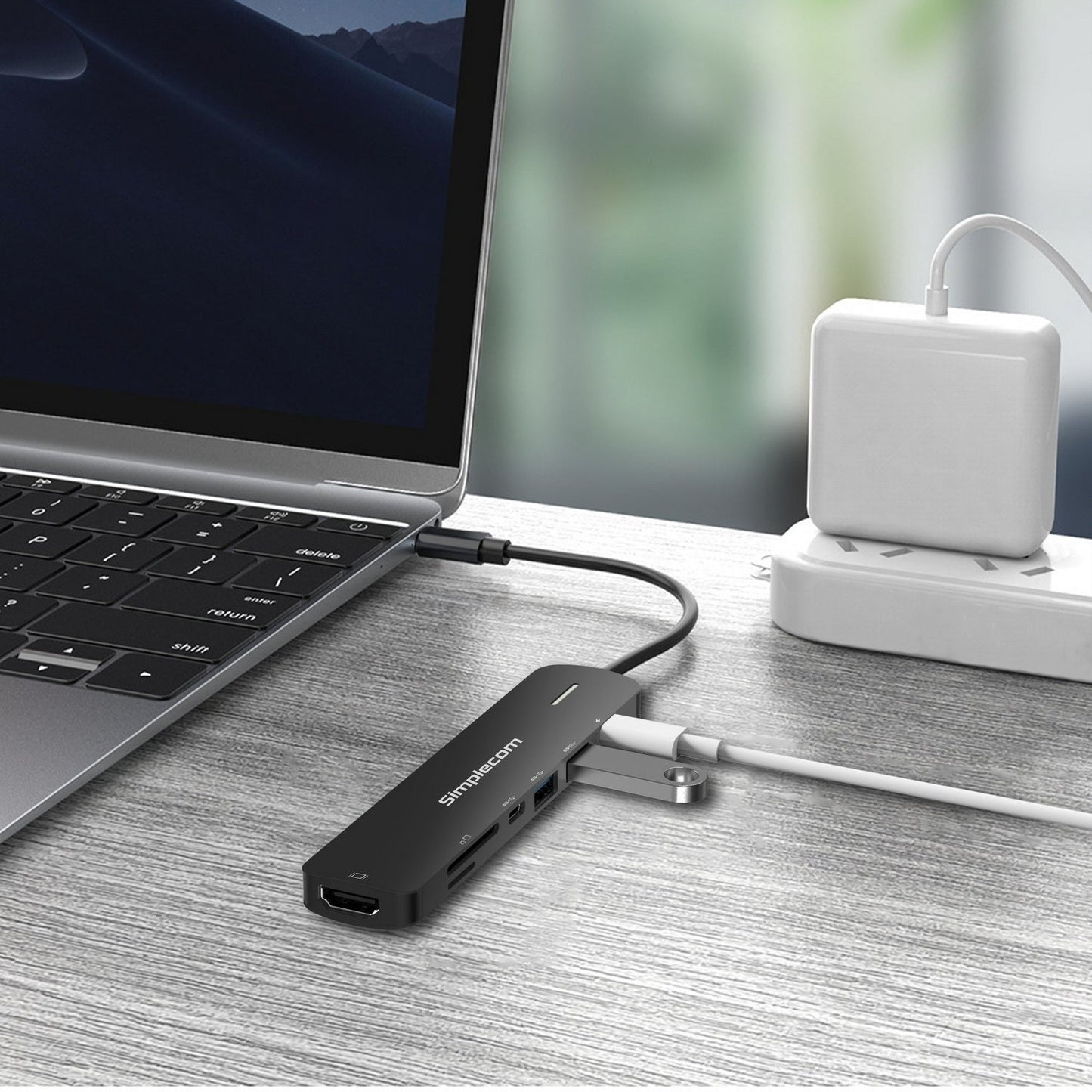 Simplecom USB-C SuperSpeed 7-in-1 Multiport Docking Station
