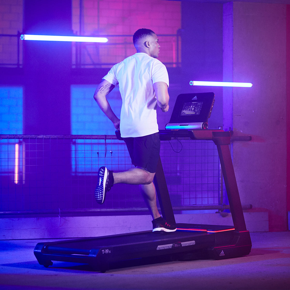 Adidas T-19x Treadmill With NRG Cushioning Technology For Professional Runners detail view 13