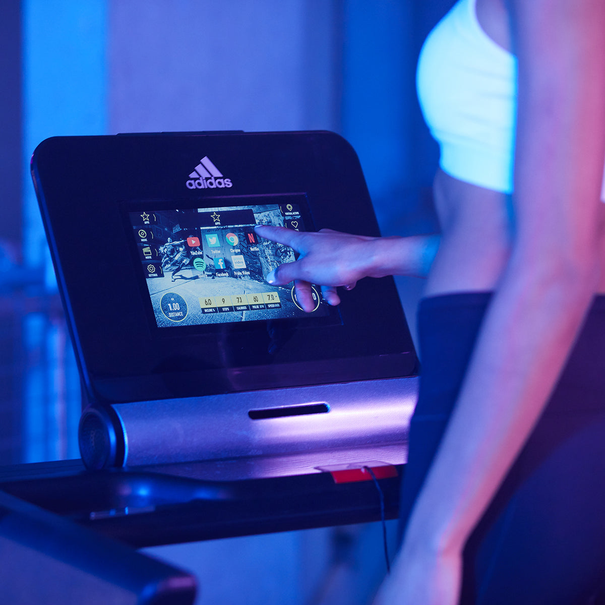 Adidas T-19x Treadmill With NRG Cushioning Technology For Professional Runners detail view 14