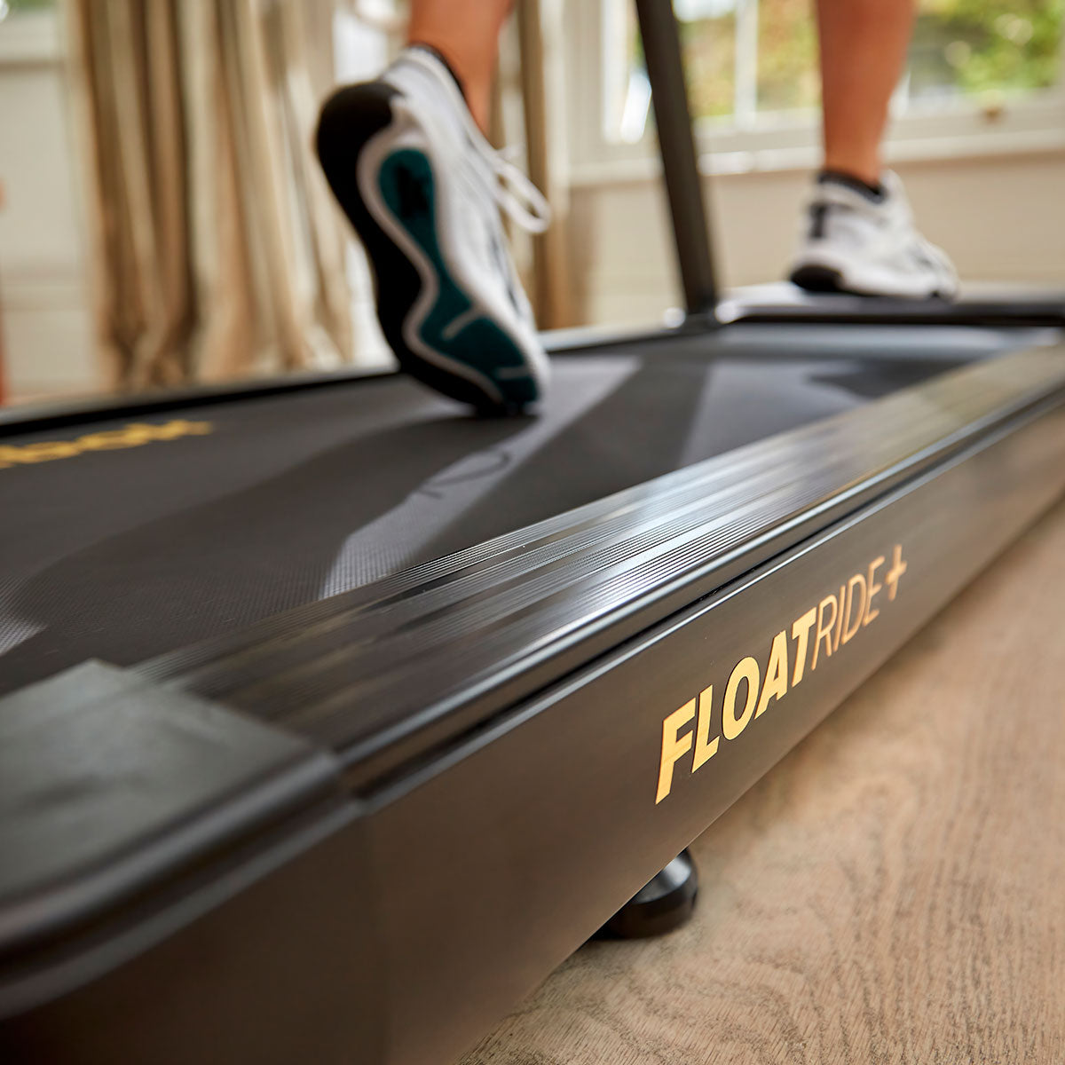 Reebok Floatride Smart Incline Treadmill With Integrated Bluetooth Surround detail view 11