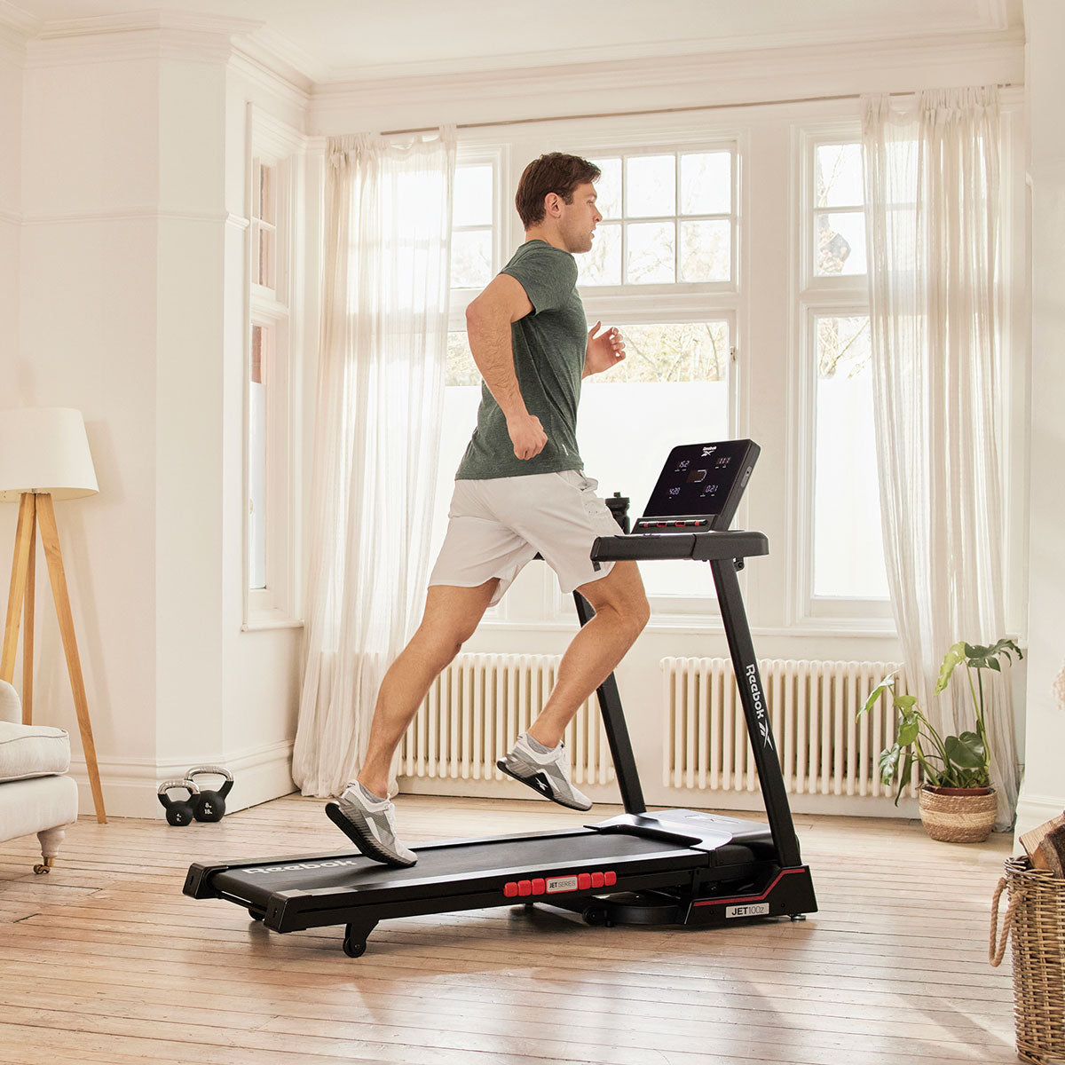 Reebok Jet 100z Treadmill With Air Motion Technology Zwift And Kinomap detail view 11